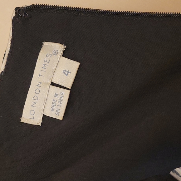 Y2K Vibe London Times Ruched Swirl Print Bodycon Dress - Picture 9 of 14